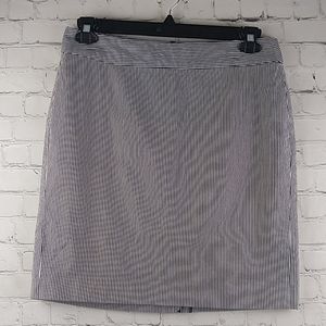 Banana Republic Seersucker striped Skirt 10